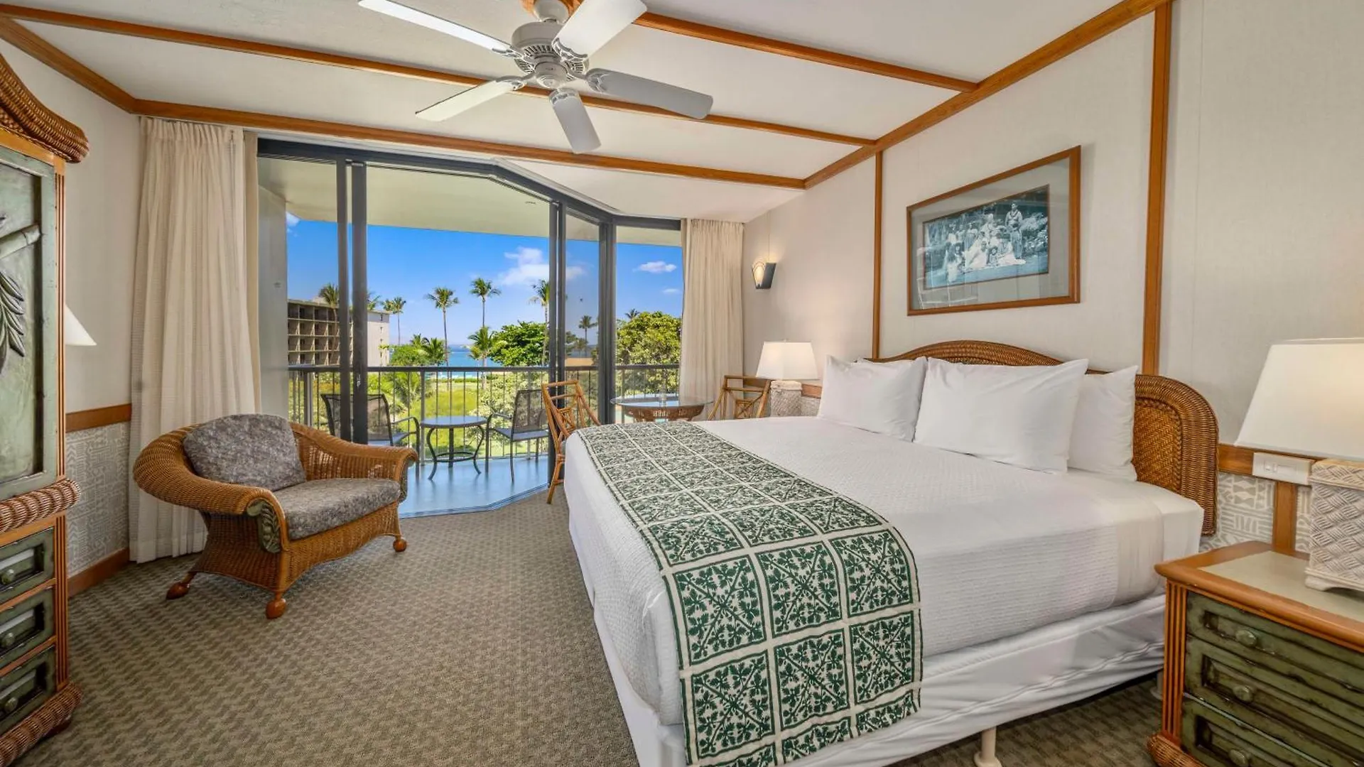 Outrigger Kaʻanapali Beach Resort Kaanapali 3*,