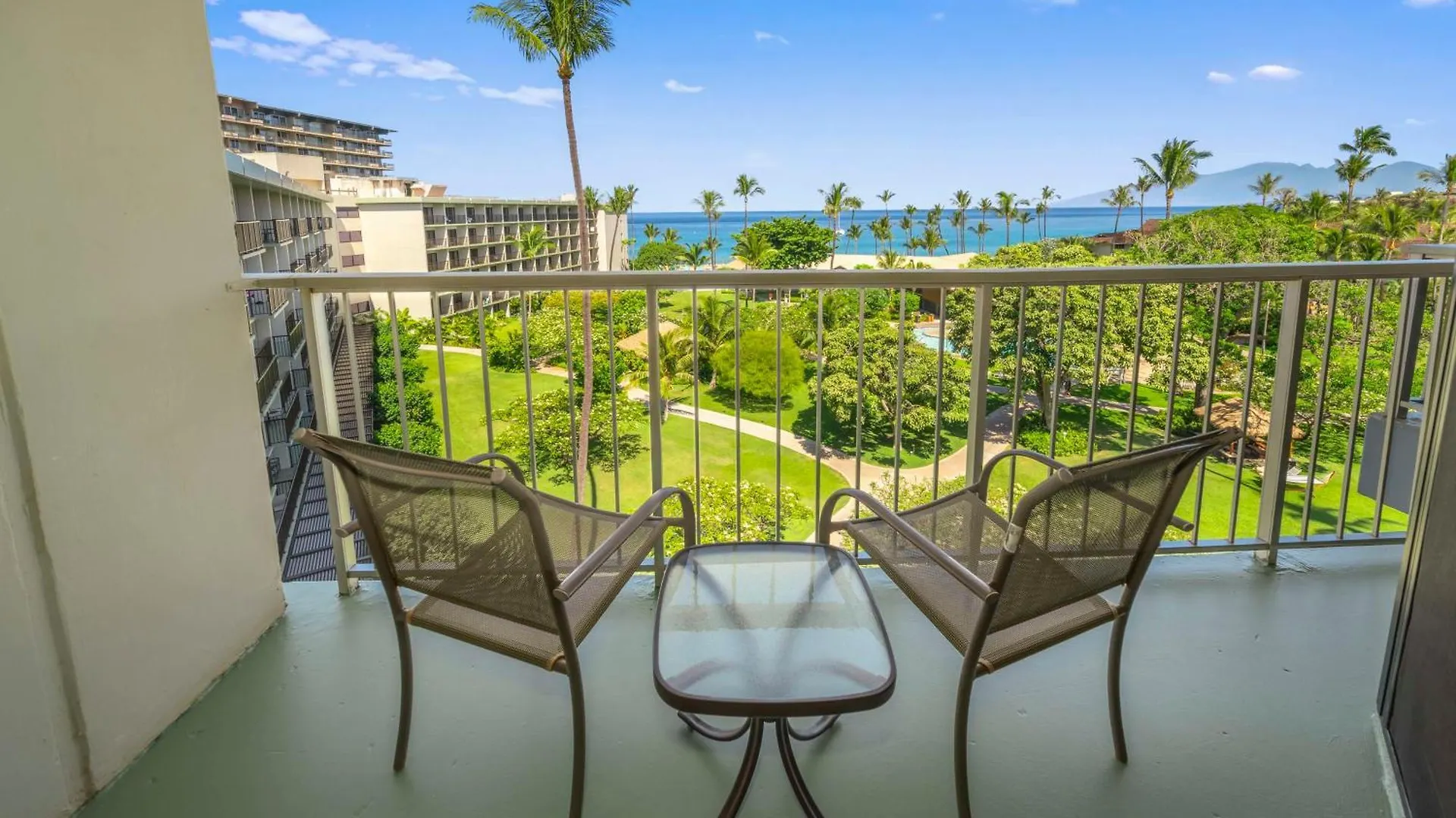 Outrigger Kaʻanapali Beach Resort Kaanapali