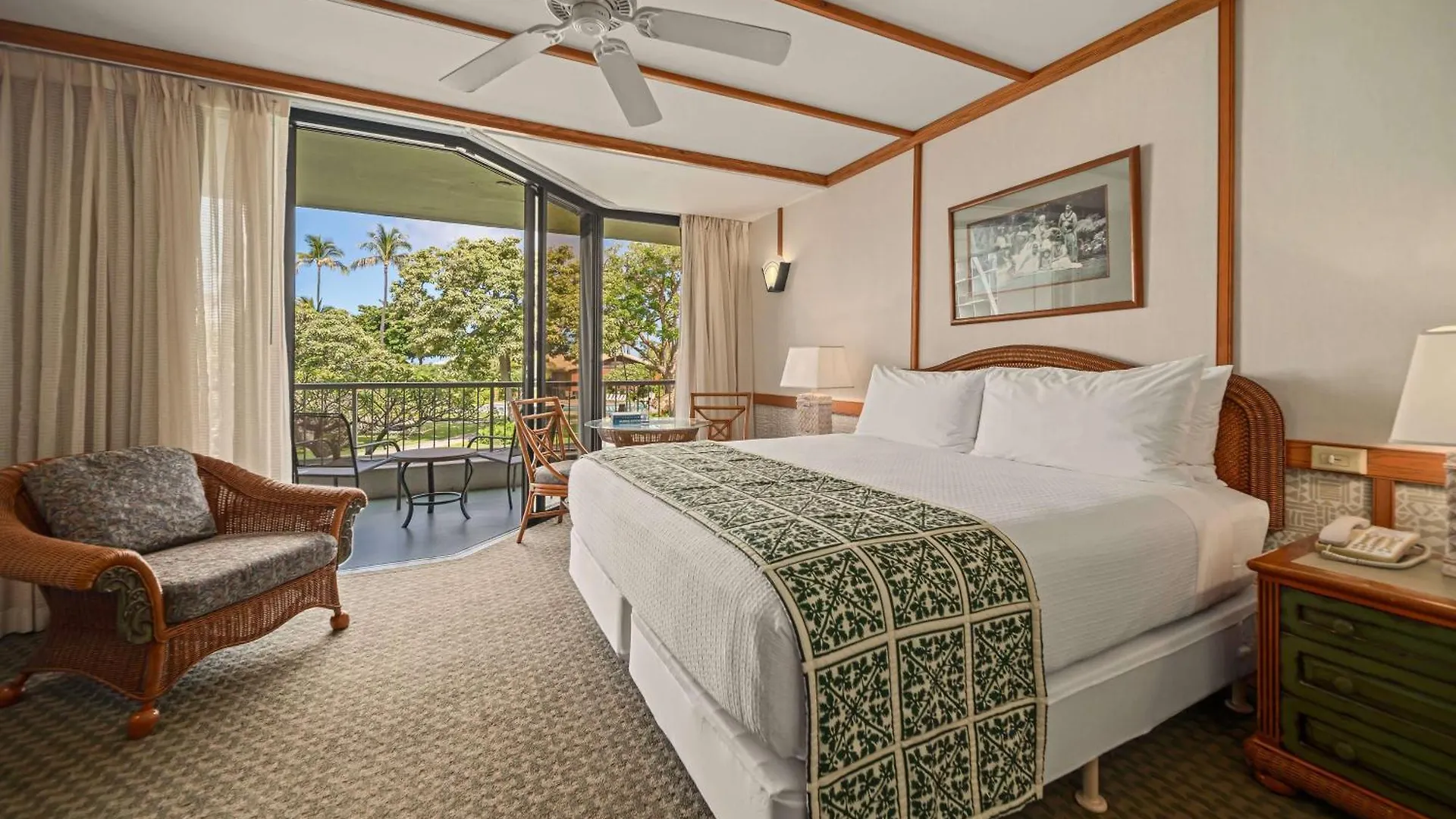 Outrigger Kaʻanapali Beach Resort Kaanapali