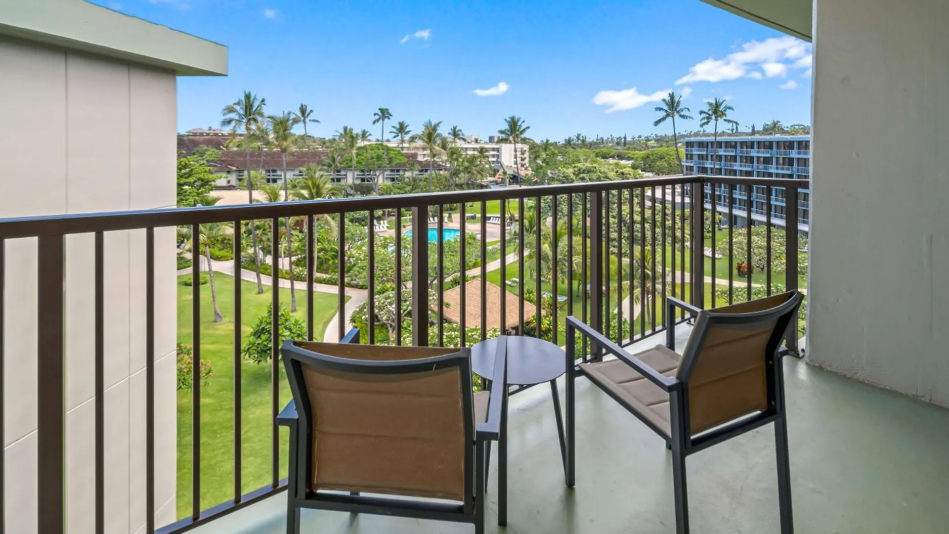 Outrigger Kaʻanapali Beach Resort Kaanapali