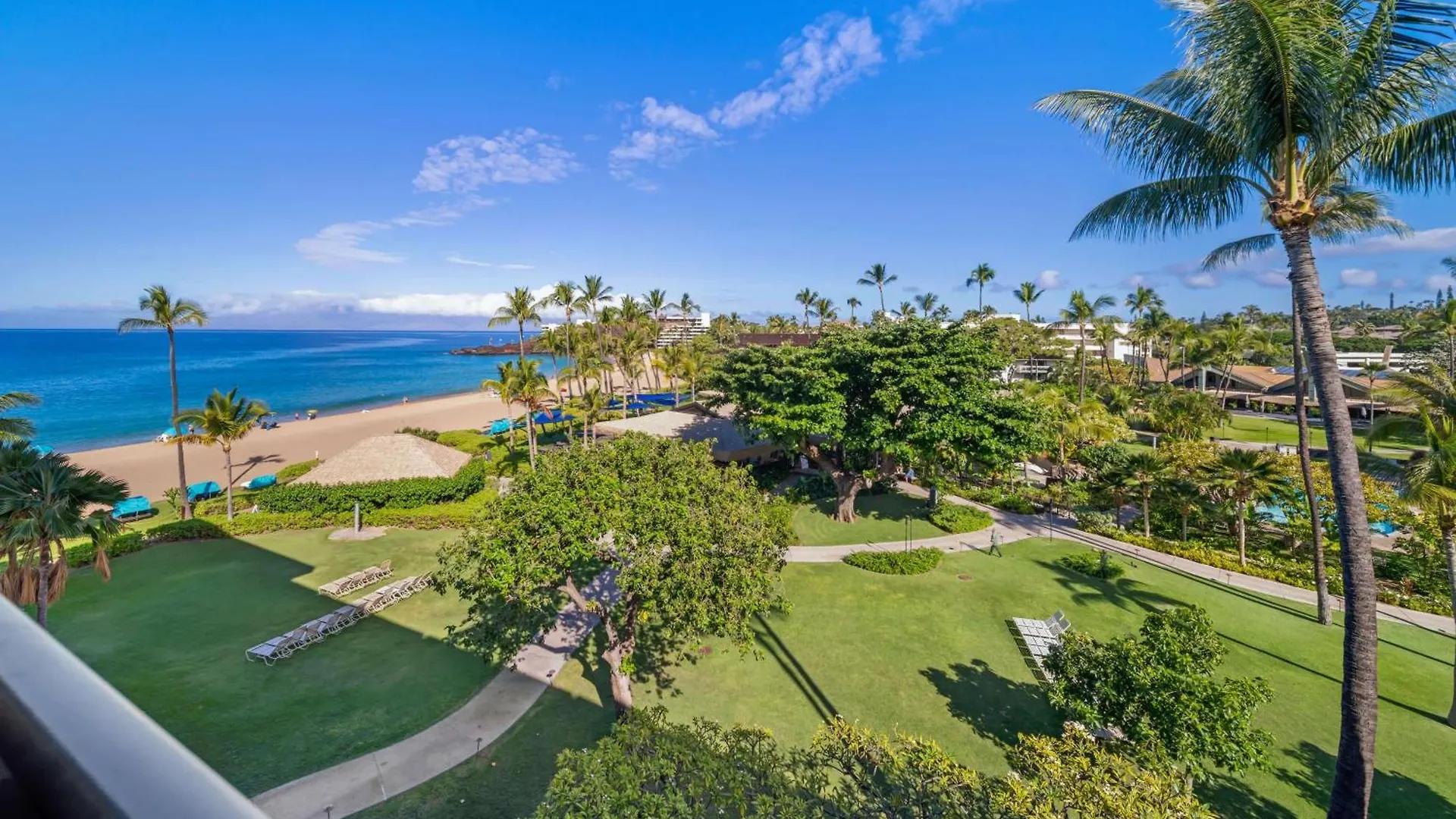 Outrigger Kaʻanapali Beach Resort Kaanapali